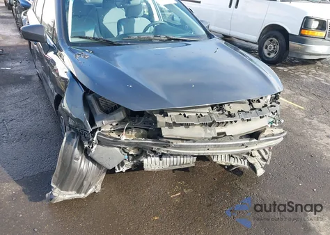 2018 Subaru Legacy 2.5I Premium z USA, uszkodzony, nr VIN 4S3BNAC64J3002205